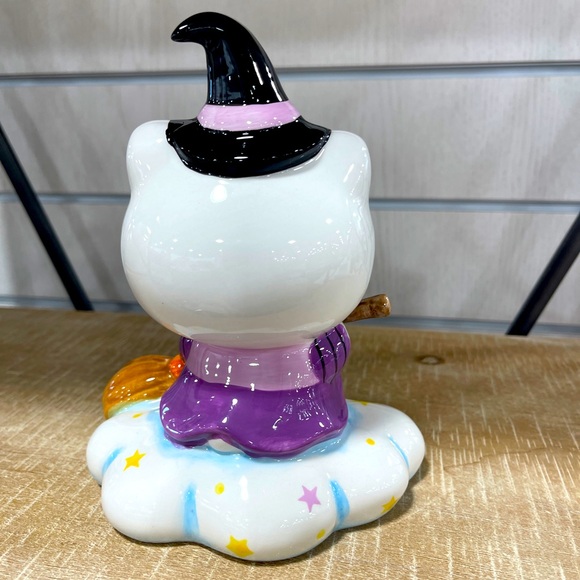 Sanrio Halloween Hello Kitty Witch on a Cloud Ceramic Figure Blue Sky NWT - Picture 3 of 4